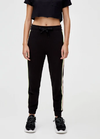 Черные спортивные демисезонные джоггеры, зауженные брюки Pull & Bear