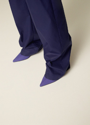 Темно-синие кэжуал демисезонные классические брюки Mango