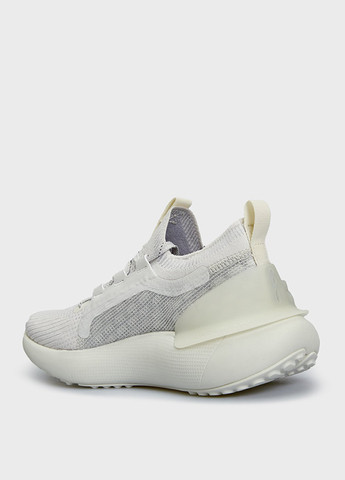 Белые всесезонные кроссовки Under Armour