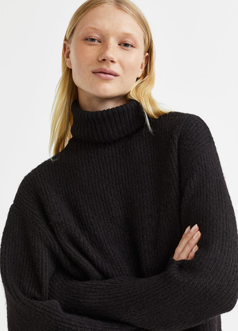 Черный зимний светр зимовий вільного крою H&M
