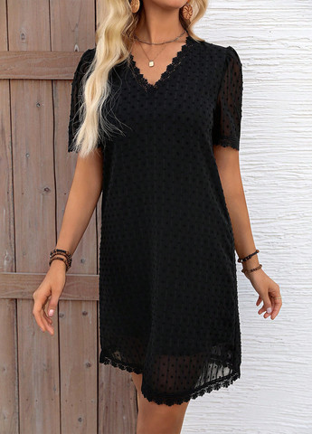 Черное кэжуал платье SHEIN с новогодним принтом