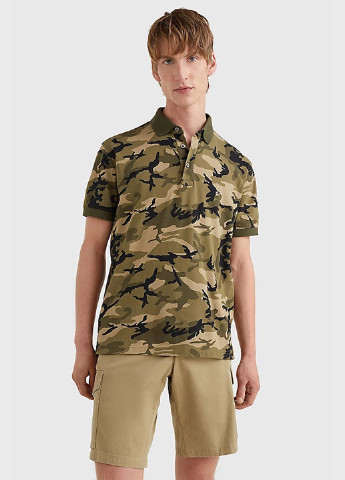Оливковая (хаки) мужская футболка поло Tommy Hilfiger с камуфляжным принтом