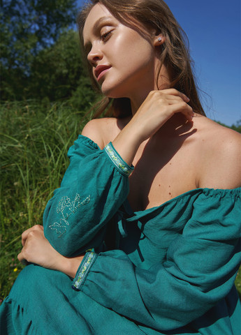 Зеленое кэжуал платье клеш WKMF однотонное