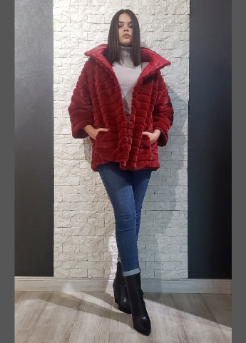 Красная демисезонная куртка di classe