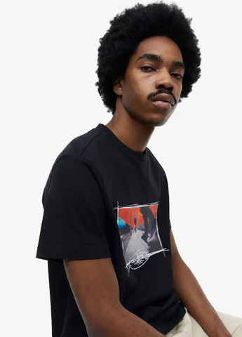 Черная футболка H&M