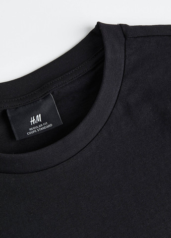 Черная футболка H&M