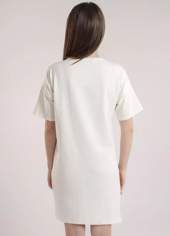 Молочное кэжуал платье платье-футболка BBL с рисунком