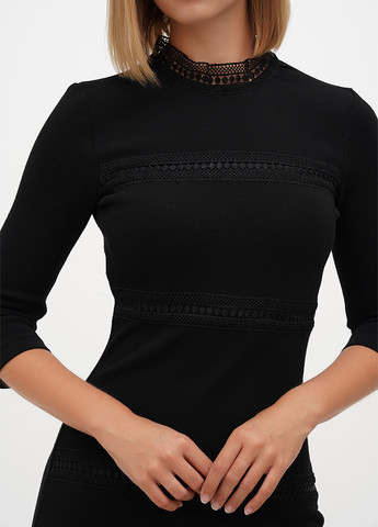 Черное кэжуал платье силуэтная Sassofono однотонное