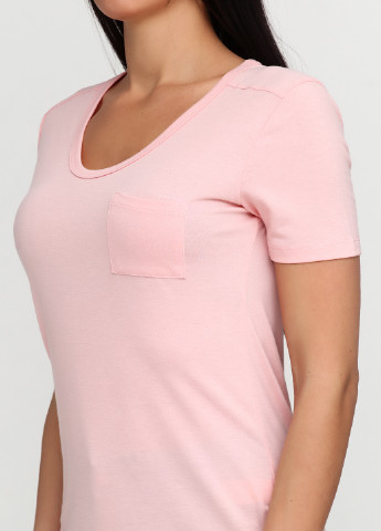 Светло-розовая летняя футболка Power
