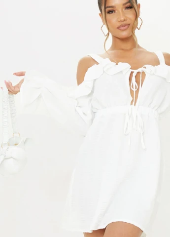Білий кежуал сукня PrettyLittleThing однотонна