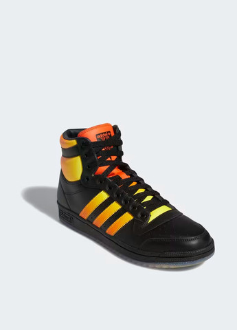 Черные осенние мужские кроссовки adidas со шнурками