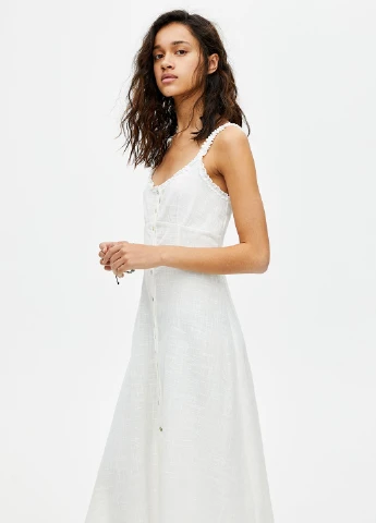 Белое кэжуал платье Pull&Bear однотонное