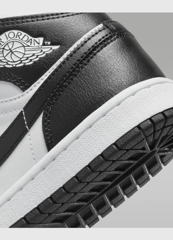 Кроссовки DV0991-101 Jordan Air 1 Mid Shoes чорно-білі демісезони (317231426)