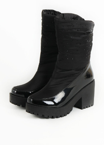 Черные женские ботинки без шнурков со стразами