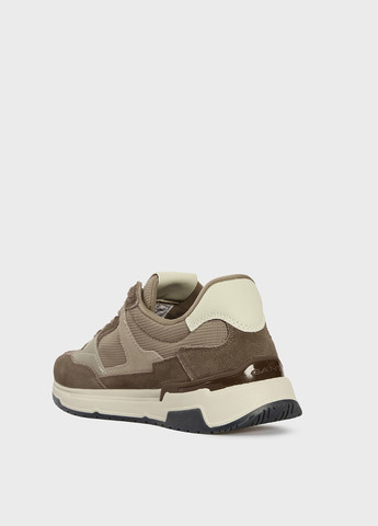 Коричневые всесезонные кроссовки Gant