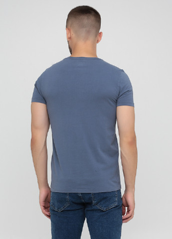 Светло-синяя футболка Club Monaco