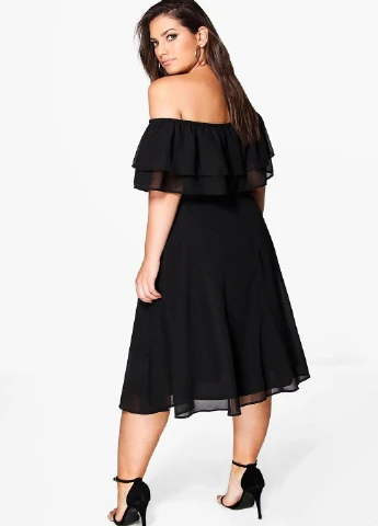 Черное кэжуал платье Boohoo однотонное