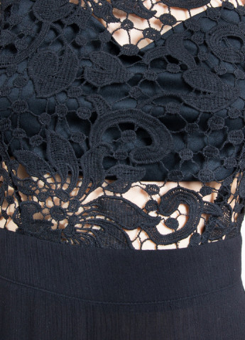 Чорна коктейльна сукня з відкритою спиною Sally & Circle однотонна