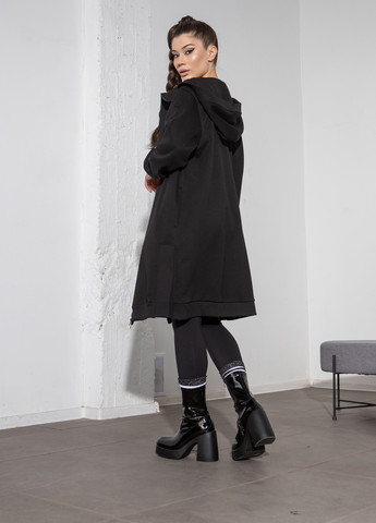 Черное кэжуал платье длинное утепленное на молнии с капюшоном оверсайз TOTALFIT однотонное