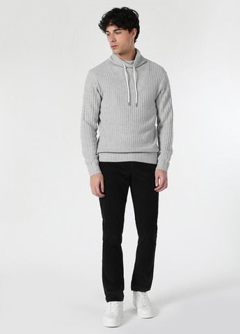 Светло-серый зимний свитер Colin's