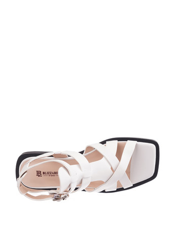 Белые босоножки Blizzarini с ремешком