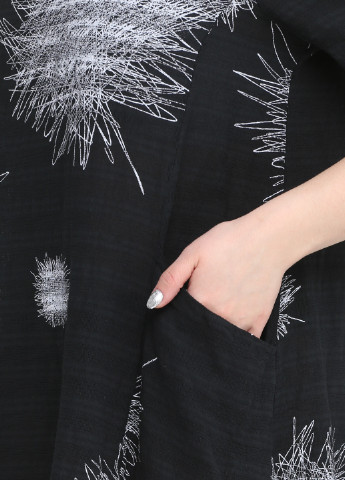 Чорна кежуал сукня Made in Italy з абстрактним візерунком