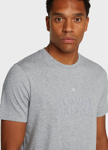 Сіра футболка Tommy Hilfiger