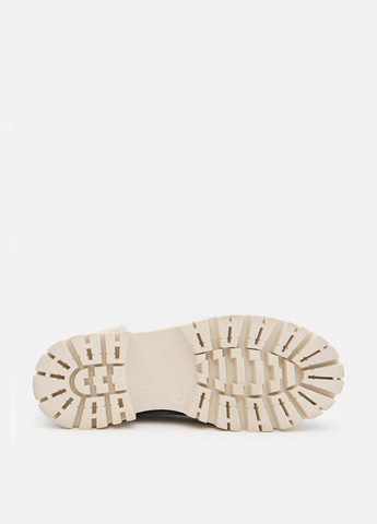 Зимние ботинки Madam Salon со шнуровкой