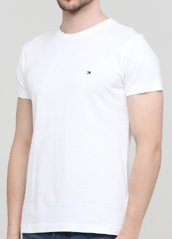 Белая летняя футболка Tommy Hilfiger