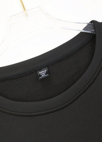 Черный свитшот SHEIN новогодний без декора (352938659)