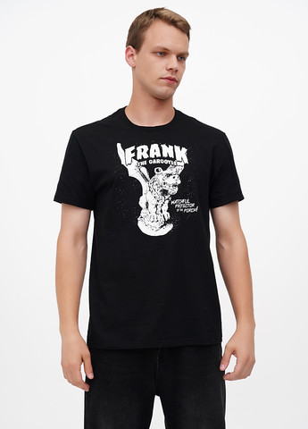 Чорна футболка District