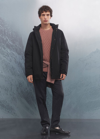 Чорна зимня куртка Springfield