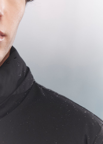 Чорна зимня куртка Springfield