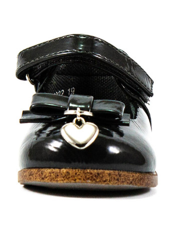 Черные туфли на низком каблуке Сказка