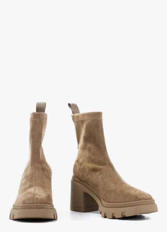 Осенние ботинки Le'BERDES на тракторной подошве из натуральной замши