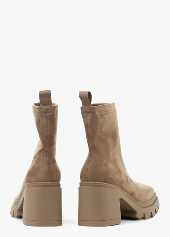 Осенние ботинки Le'BERDES на тракторной подошве из натуральной замши