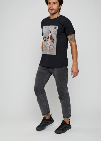 Чорна футболка чоловіча YAPPI