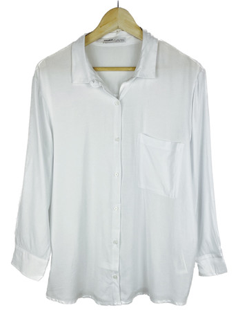 Белая кэжуал рубашка однотонная Pull & Bear