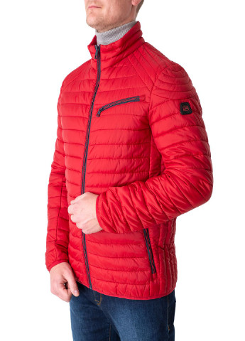 Красная зимняя куртка S4