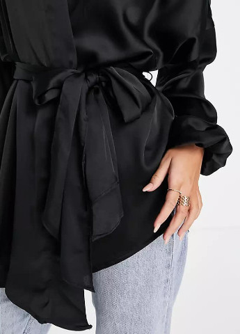 Черная демисезонная блуза с поясом Missguided