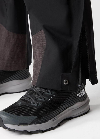 Черные спортивные демисезонные брюки The North Face