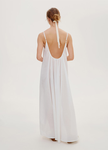 Молочное кэжуал платье с открытой спиной JUL однотонное