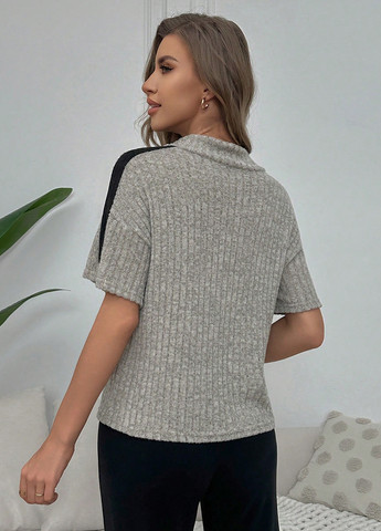 Футболка SHEIN - (332110943)