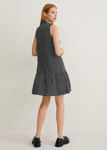 Черно-белое кэжуал платье C&A в горошек