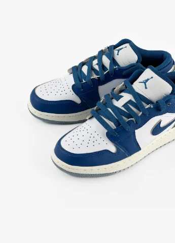 Кросівки FN9137-141 Nike Air Jordan 1 Low SE сині демісезони (317280179)
