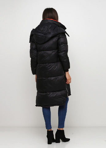 Черная зимняя куртка Lady yep