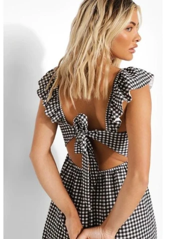 Чорна сукня Boohoo