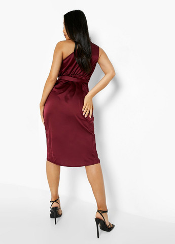 Бордова коктейльна, вечірня сукня на одне плече Boohoo однотонна