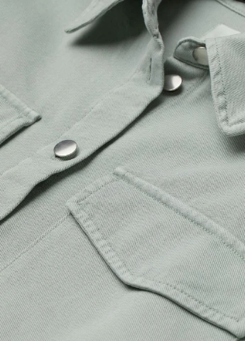 Светло-зеленая кэжуал рубашка однотонная H&M