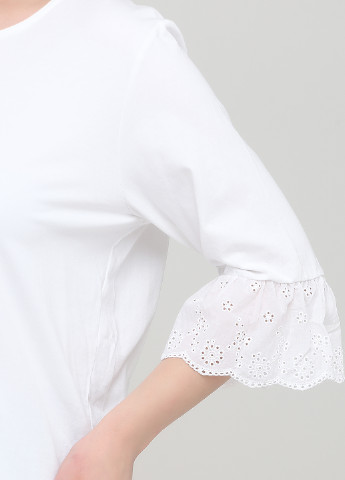 Белая демисезонная блуза Avon